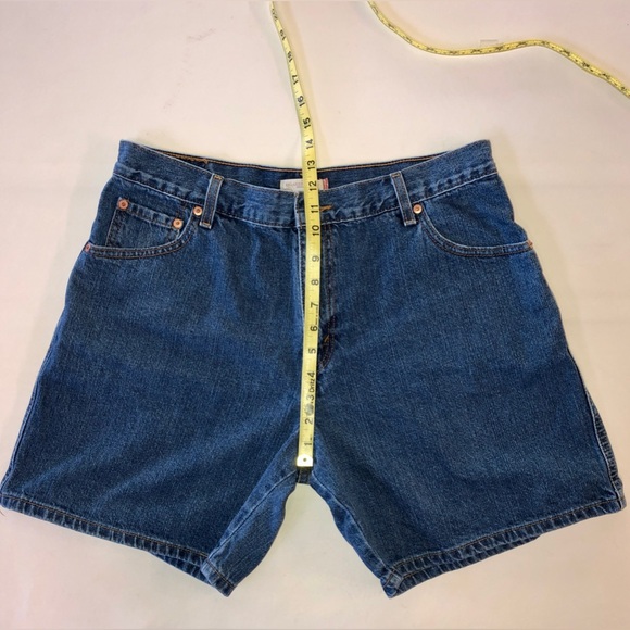 Levi’s 550 Relaxed Fit High-Rise Y2K Shorts (34) - Picture 7 of 14